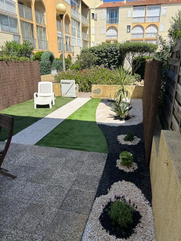 Appartement T2 Avec Son Rez De Jardin De 40 M2 5 Couchages 250M De La Plage Et 15Km De L'Arena Нарбонн-Плаж Екстер'єр фото